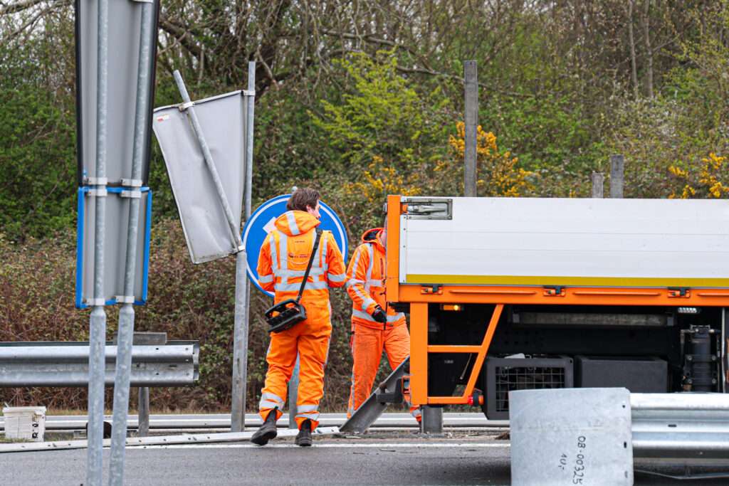 208A5281-1024x683 N381 bij Oosterwolde afgesloten na ongeval met vrachtwagen