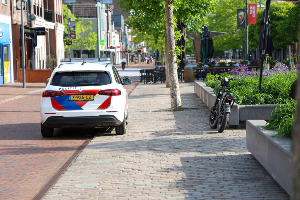 208A7220-1024x683 Voetganger en fatbike raken elkaar op Hoofdstraat in Hoogeveen.