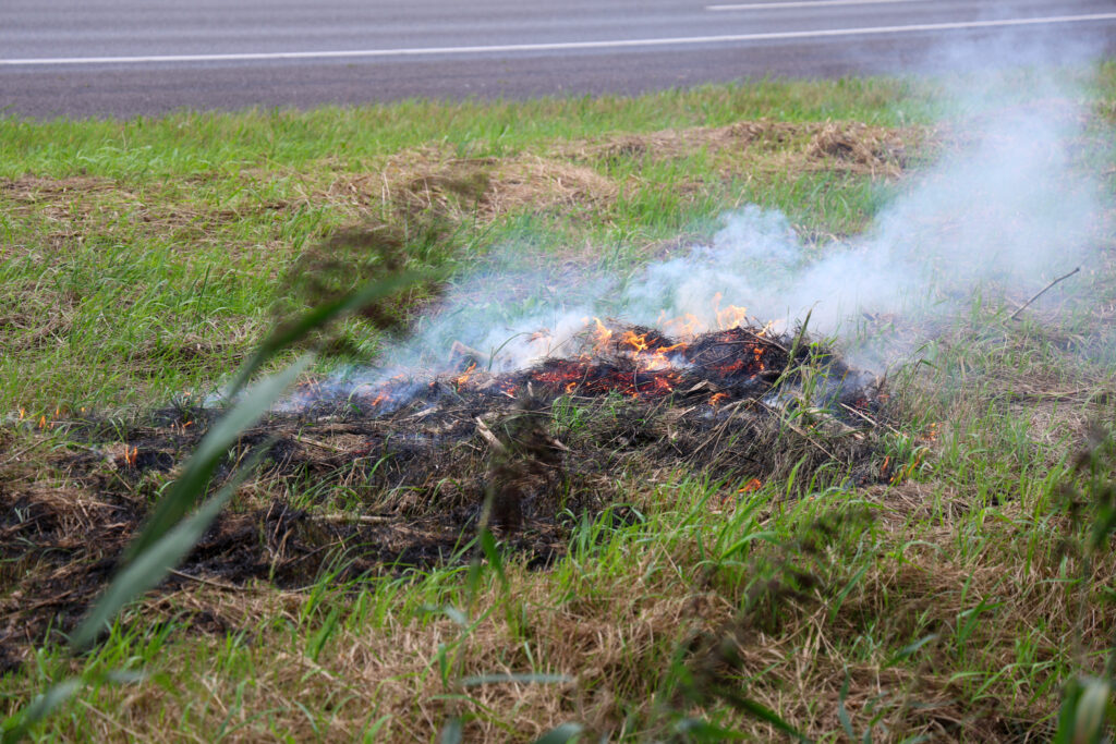 LO-1-99-1024x683 Bermbrand op A28 bij Beilen snel geblust